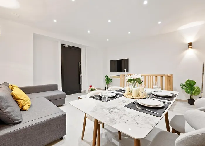 Lejlighed Champs Elysee Arc De Triomphe 2 Bedroom Netflix Paris