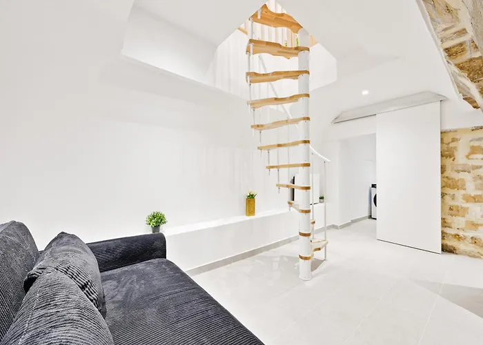 Champs Elysee Arc De Triomphe 2 Bedroom Netflix Lejlighed *