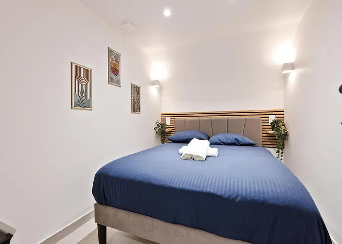 Apartman Champs Elysee Arc De Triomphe 2 Bedroom Netflix