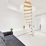 Champs Elysee Arc De Triomphe 2 Bedroom Netflix Appartement *